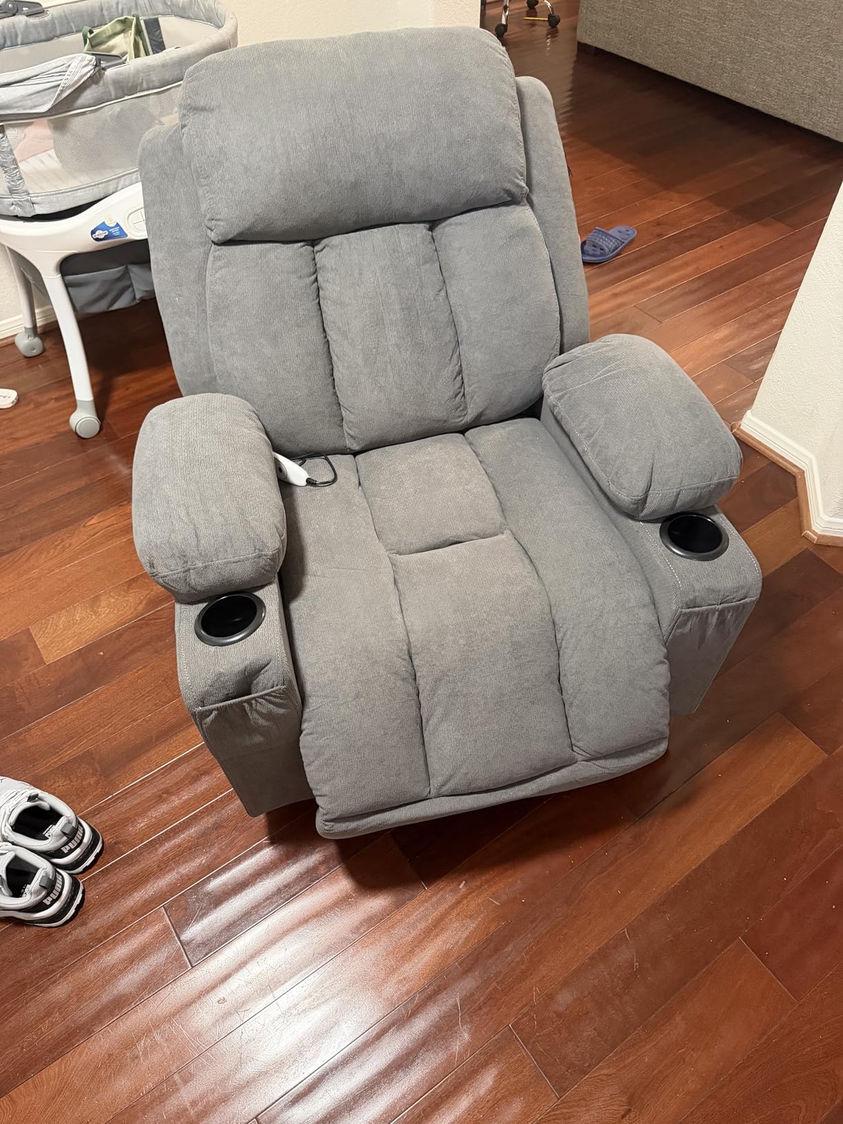 BOSMILLER Swivel Rocker Recliner Chair with Vibration Massage and Lumbar Heating Ergonomic Lounge Chair for Living Room with Rocking Function and Side Pocket, 2 Cup Holders, USB Charge Port customer photo 2