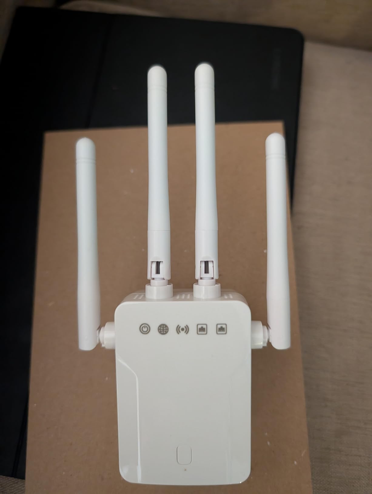 WiFi Extender Signal Booster 2026 8470 Sq.ft customer photo 2
