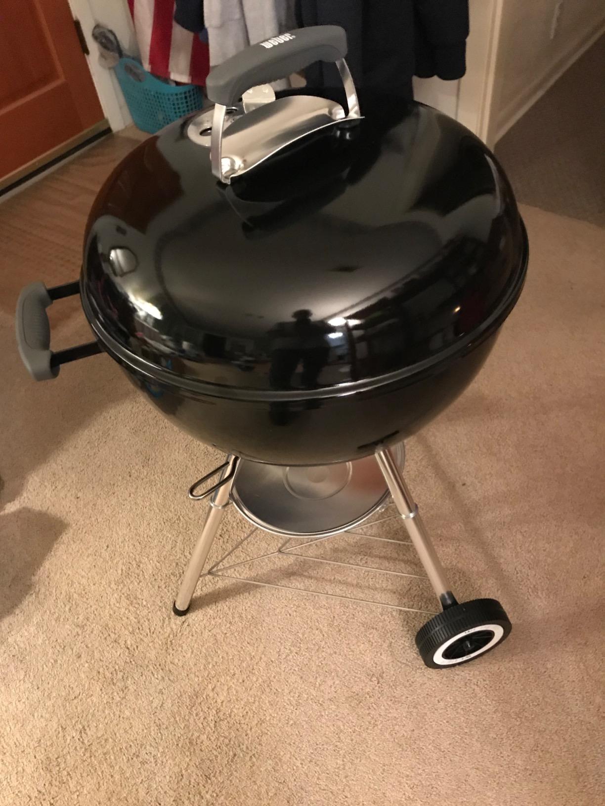 Weber Original Kettle Charcoal Grill, 18-Inch, Black customer photo 2