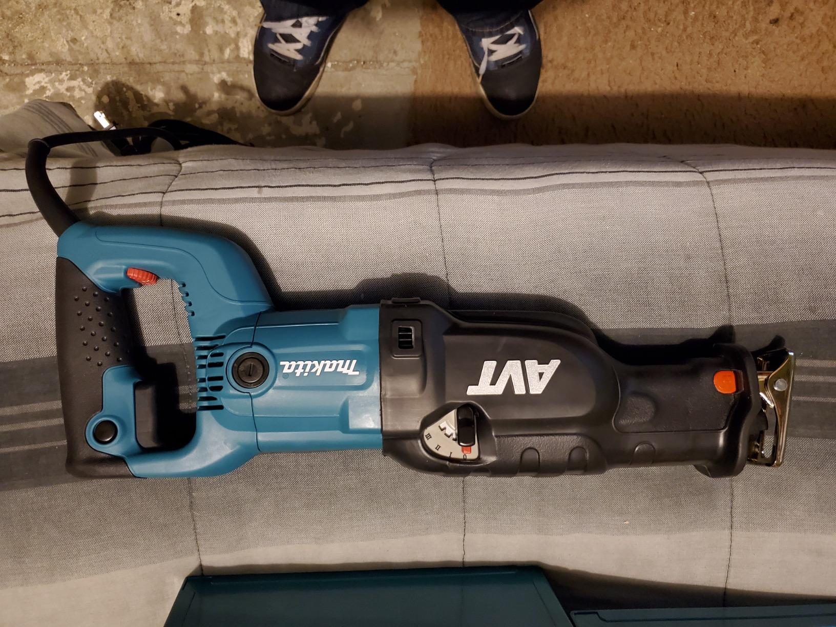 Makita JR3070CT AVT Recipro Saw - 15 AMP customer photo 2