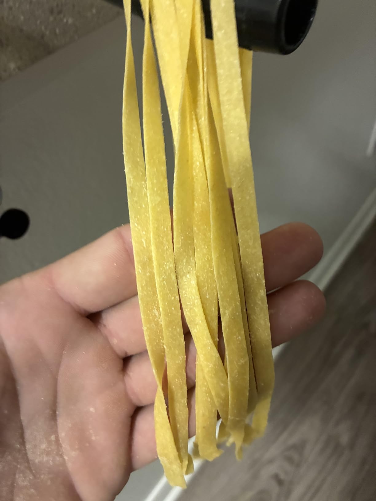 MARCATO Made in Italy Atlas 150 Classic Manual Pasta Maker Machine, Chrome Steel with Black Hand Crank. Makes Lasagna, Fettuccine & Tagliolini. customer photo 1