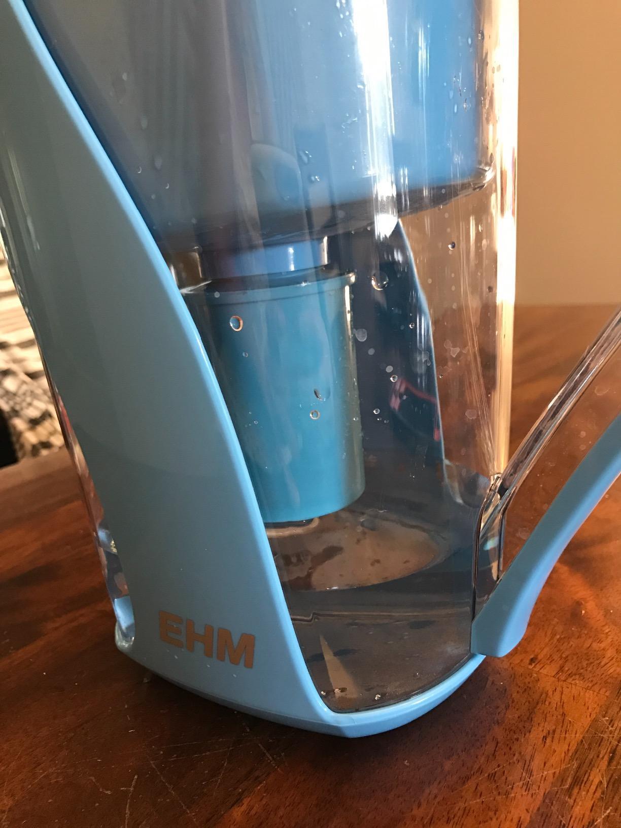 Ehm Ultra Premium Alkaline Water Filter Pitcher - 3.8L, Activated Carbon Filter- BPA Free, Healthy, Clean, & Toxin-Free Mineralized Alkaline Water in Minutes- Up to 9.5 pH customer photo 1