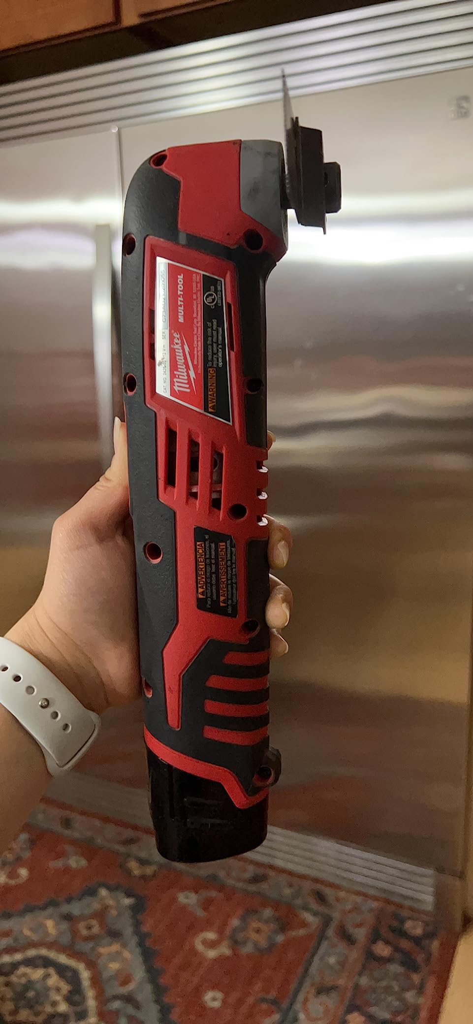 Milwaukee 2626-20 M18 18V Lithium Ion Cordless Oscillating Multi Tool with Woodcutting Blades and Sanding Pad (Battery Not Included) customer photo 1