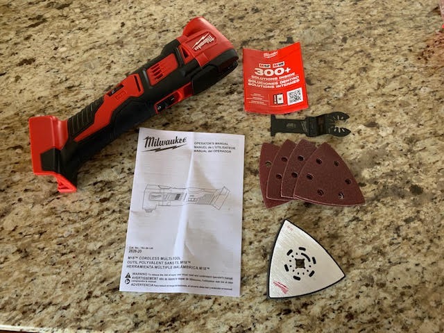 Milwaukee 2626-20 M18 18V Lithium Ion Cordless Oscillating Multi Tool with Woodcutting Blades and Sanding Pad (Battery Not Included) customer photo 2