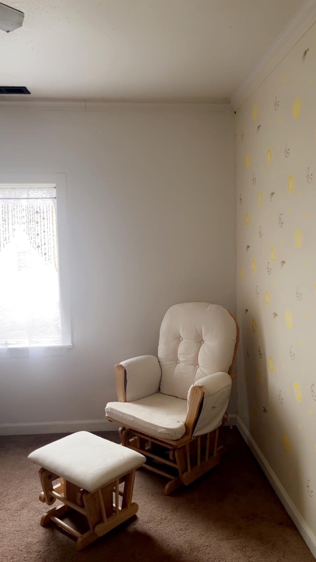 Storkcraft Premium Hoop Glider & Ottoman - GREENGUARD Gold Certified Nursery Glider customer photo 2