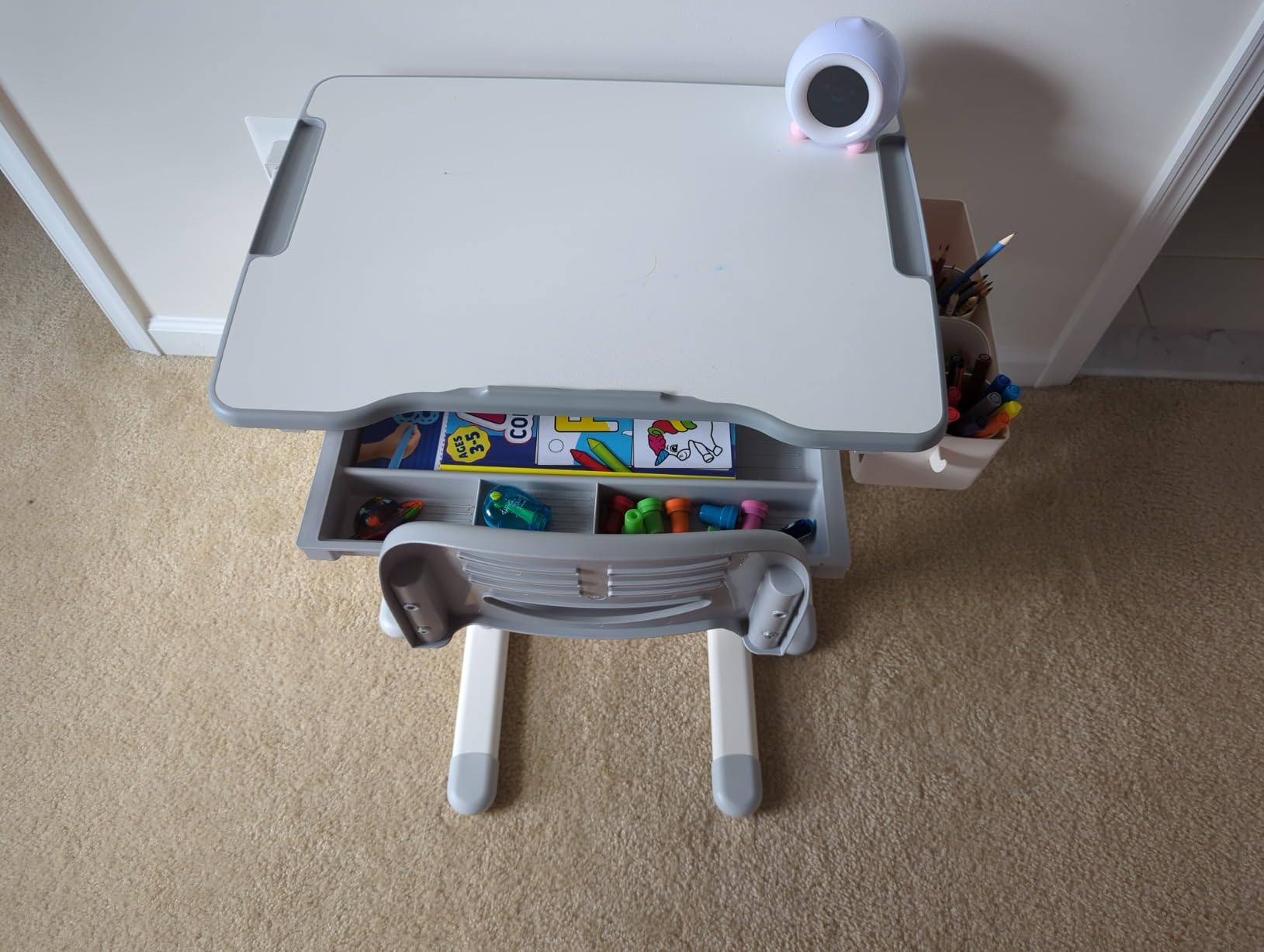 VIVO Gray Height Adjustable Childrens Desk and Chair Set | Kids Interactive Workstation customer photo 1
