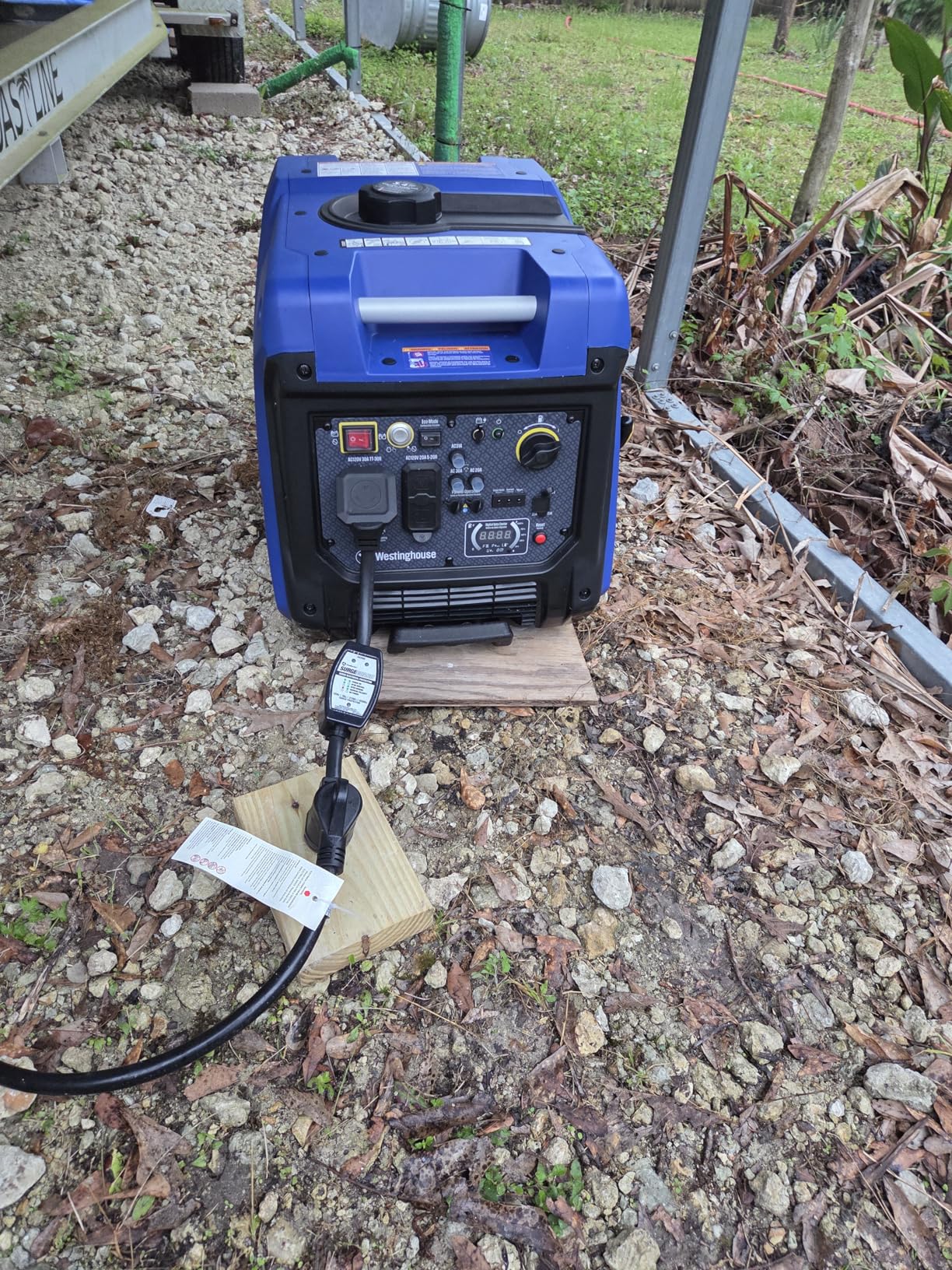 Westinghouse 5000 Peak Watt Super Quiet Portable Inverter Generator with Remote Electric Start customer photo 1