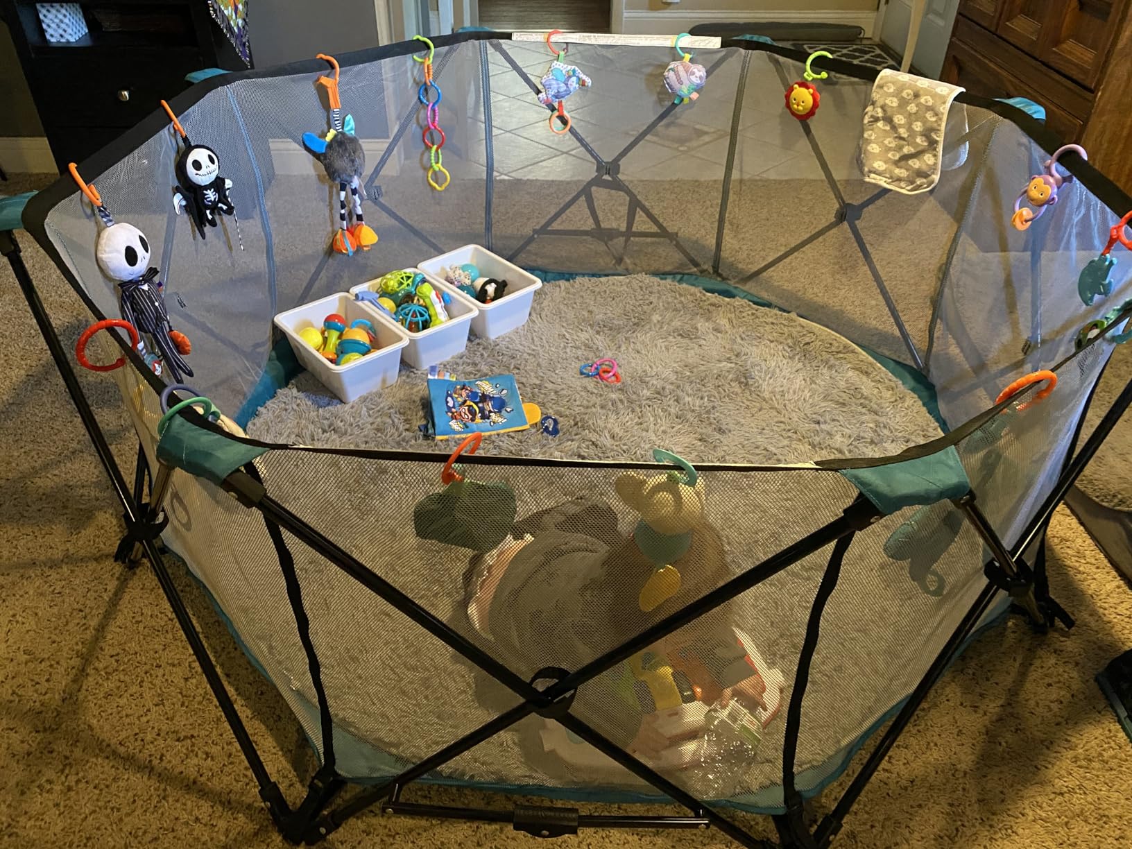 Regalo Safety My Play Deluxe Extra Large Baby Playpen & Portable Play Yard, Foldable 8-Panel, 62