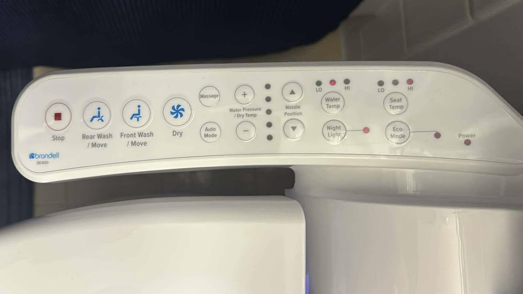 Brondell SE400-EW Swash SE400 Electric Bidet Toilet Seat With Heated Seat, Oscillating Stainless Steel Nozzle, Warm Air Dryer, Night Light, Gentle Close Lid, White, Elongated customer photo 2