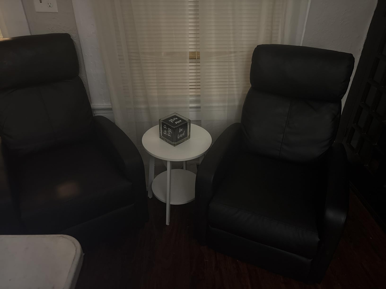 BestMassage Recliner Chair | No Massage Function | Leather Black | with Lumbar Support, Adjustable Push Back customer photo 2