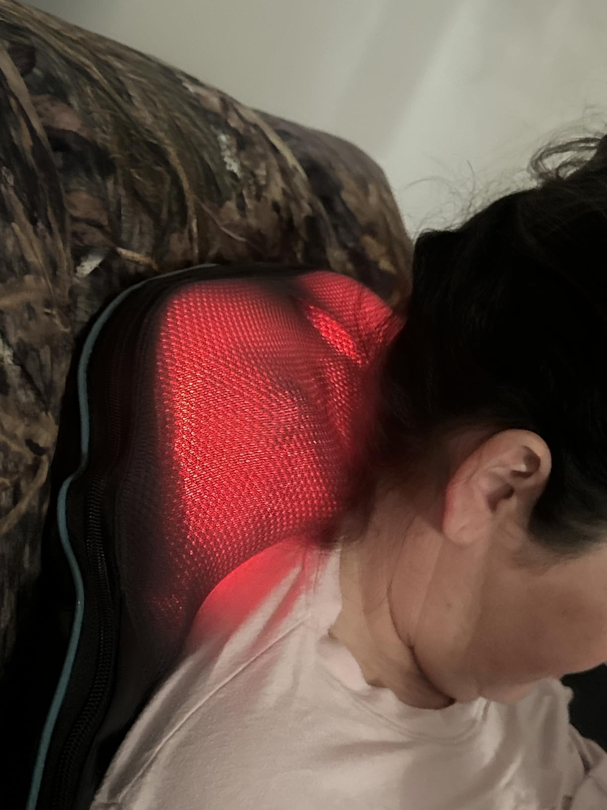 Mo Cuishle Shiatsu Back Shoulder and Neck Massager with Heat, Electric Deep Tissue 4D Kneading Massage, Best Gifts for Women Men Mom Wife Husband Her Him, Mothers Day, Christmas customer photo 1