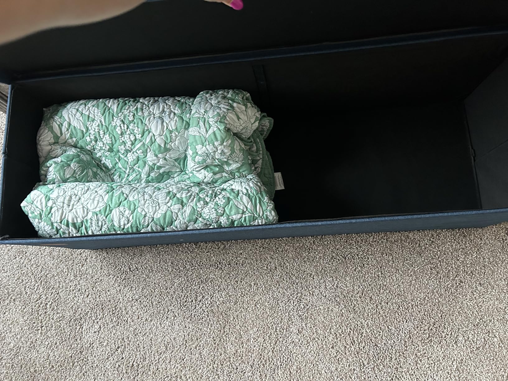 SONGMICS MAZIE Collection - 43 Inches Folding Storage Ottoman Bench, Ottoman Foot Rest, End of Bed Bench, Storage Chest, Load 660 lb, for Living Room, Bedroom, Entryway, Dark Gray ULSF77K customer photo 1