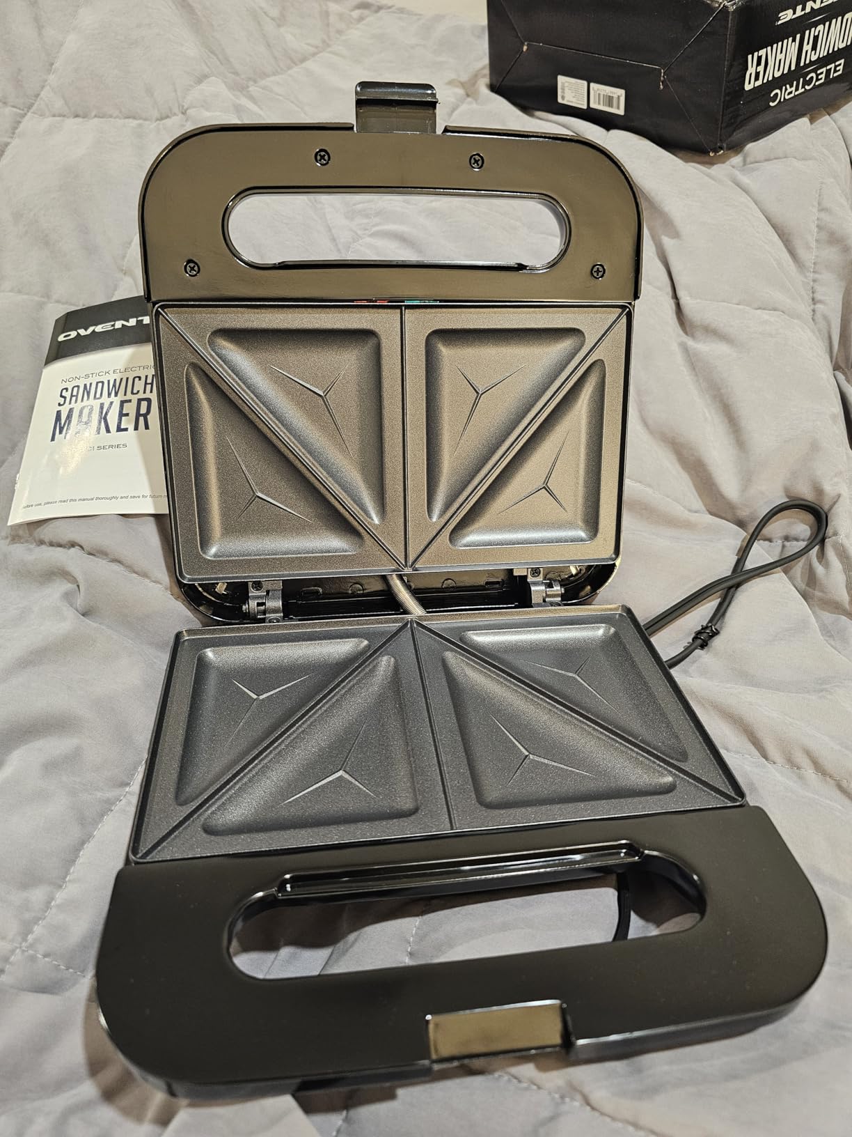 OVENTE Electric Sandwich Maker with Non-Stick Plates, Indicator Lights, Cool Touch Handle - Easy to Clean and Store, Perfect for Cooking Breakfast, Grilled Cheese, Tuna Melts, Black GPS401B customer photo 1