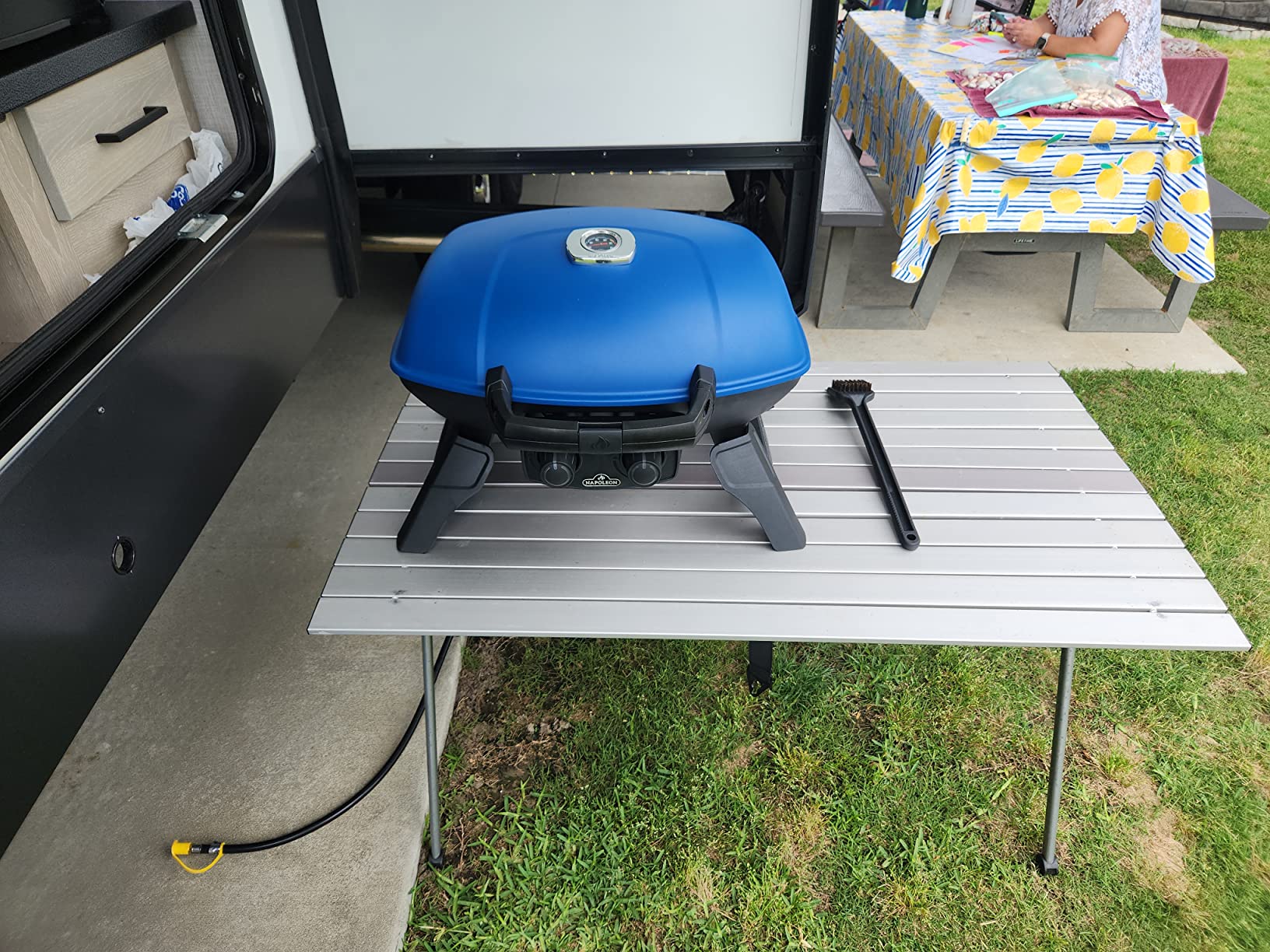 Napoleon TravelQ 285 Portable Propane Gas Grill, Blue, 2 Burners, Tailgating, Camping, and Small Outdoor Spaces customer photo 2