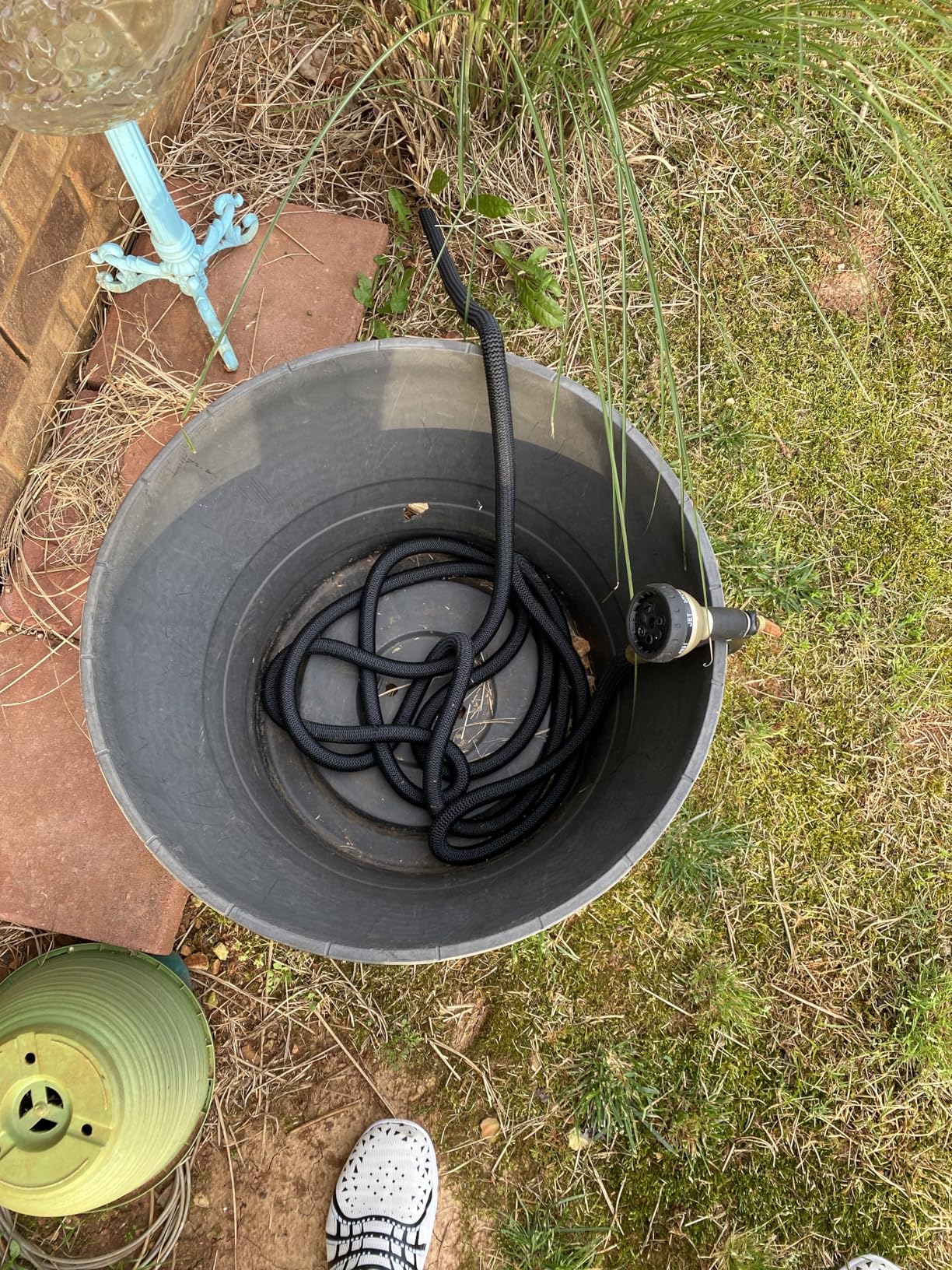Flexi Hose Lightweight Expandable Garden Hose, 75FT -Retractable Garden Hose, Water Hose - No-Kink Flexibility, 3/4 Inch Solid Brass Fittings and Double Latex Core customer photo 2