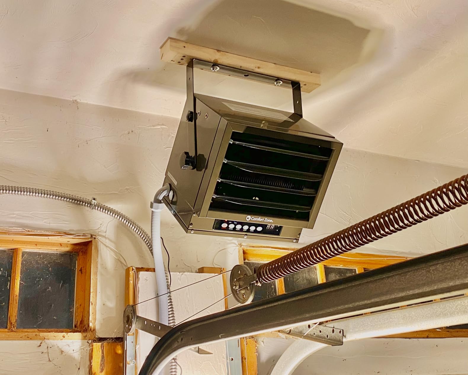 Comfort Zone 7500W Hard-Wired Garage Heater - Industrial & Commercial Ceiling Mount, 240V Fan-Forced with Remote, Digital Thermostat, Timer customer photo 1