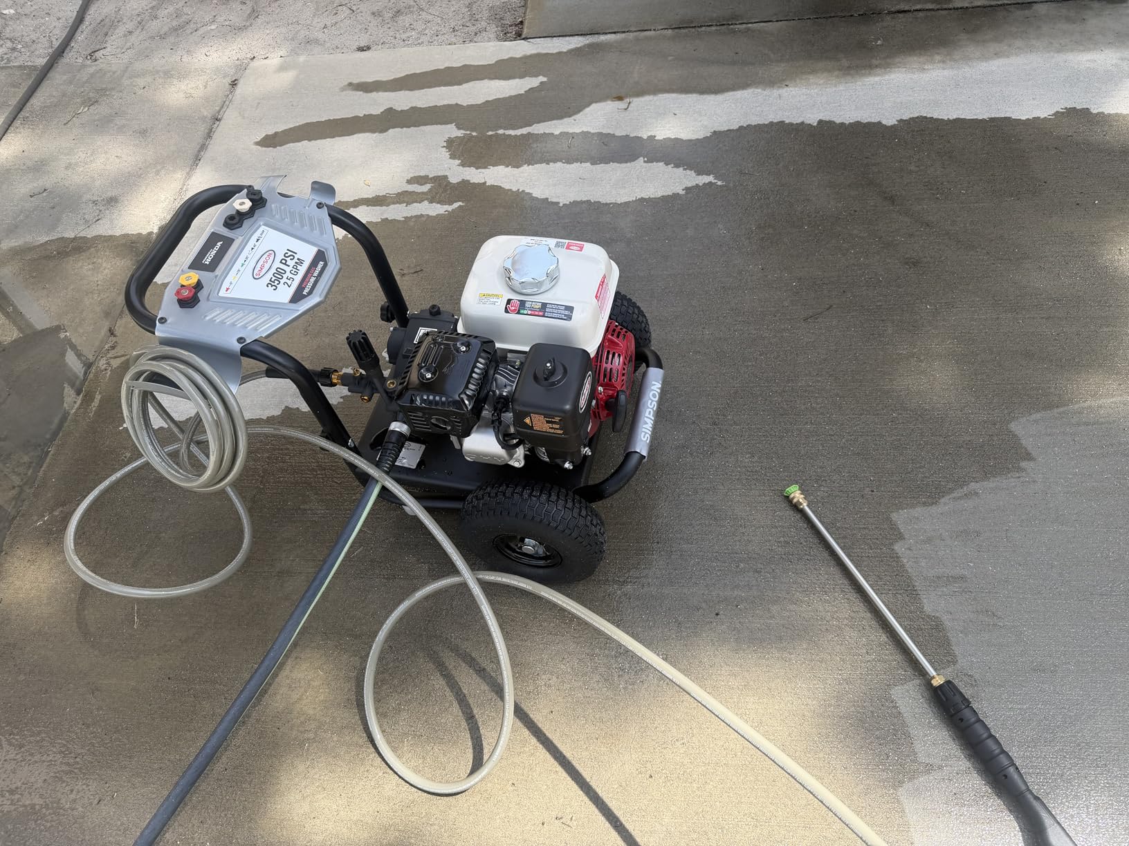 Simpson Cleaning PS60869 PowerShot 4000 PSI Gas Pressure Washer, 3.5 GPM AAA Triplex Pump, Honda GX270 Engine, Includes Spray Gun, Wand, 5 QC Nozzle Tips, 3/8-inch x 50-Foot Monster Hose, 49-State customer photo 1