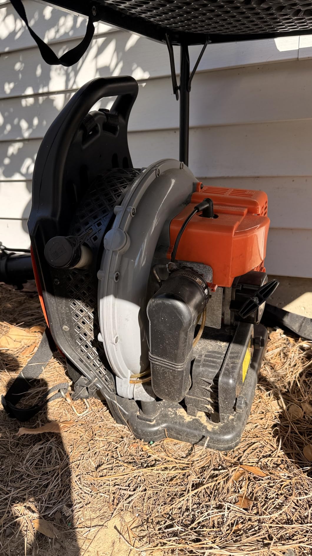 Backpack Gas Powered Leaf Blower, Commercial 2.7kW 850CFM 63CC 4.3HP 2-Stroke Powerful Lightweight Gasoline Grass Lawn Blower w/Harness customer photo 2