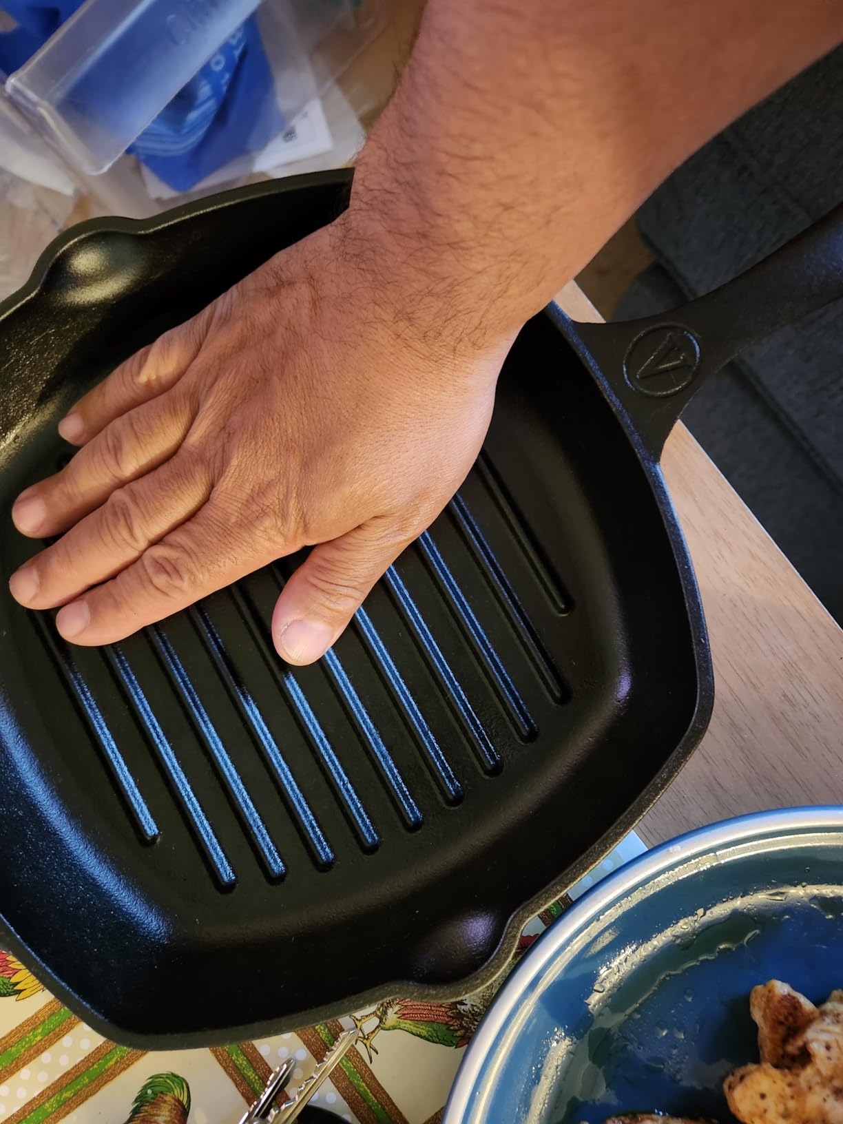 Victoria Cast Iron Square Grill Pan with Double Loop Handles, Made in Colombia, 10 Inches customer photo 2