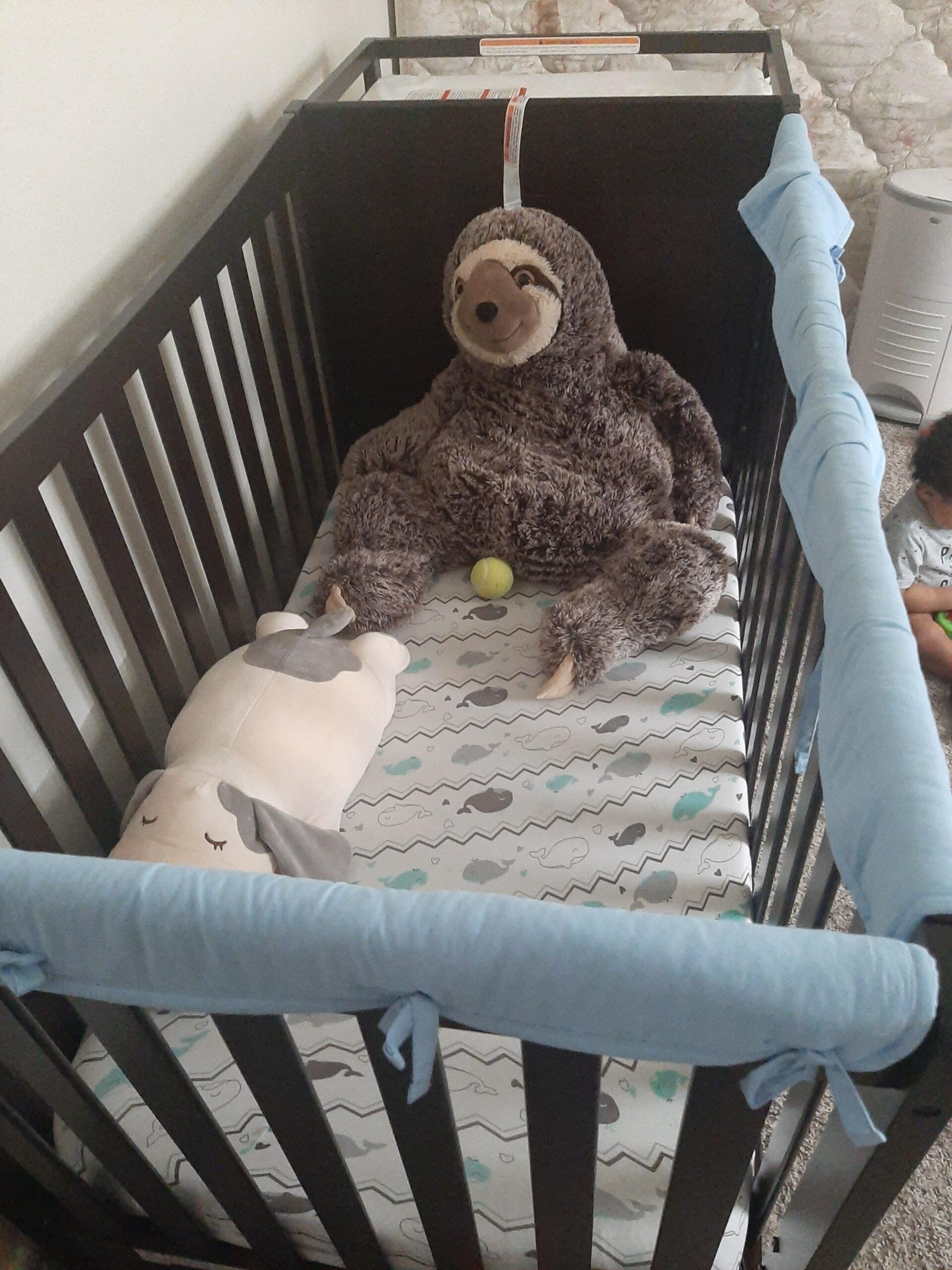 Graco Remi 4-in-1 Convertible Crib & Changer - GREENGUARD Gold Certified, Fits Standard Crib Mattress, Converts to Toddler Bed and Full Bed, 4 Adjustable Mattress Heights (Gray) customer photo 1