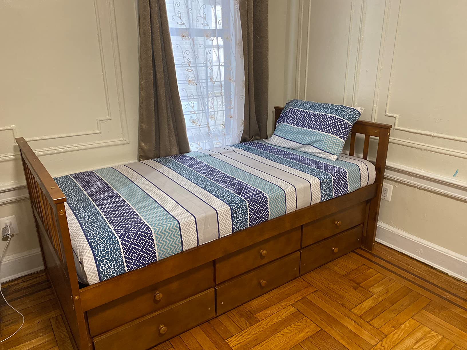 Giantex Twin Captain's Bed with Trundle Bed, Wood Daybed with 3 Storage Drawers, Espresso customer photo 1