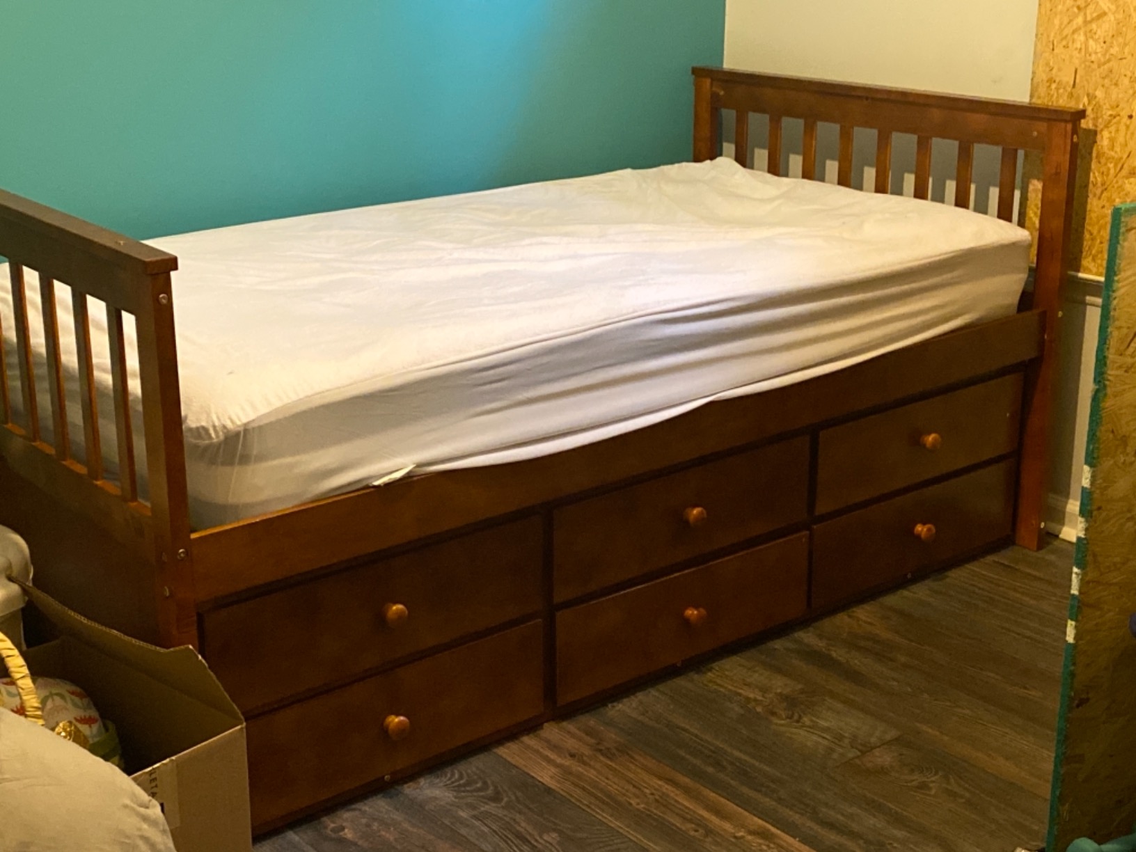 Giantex Twin Captain's Bed with Trundle Bed, Wood Daybed with 3 Storage Drawers, Espresso customer photo 2