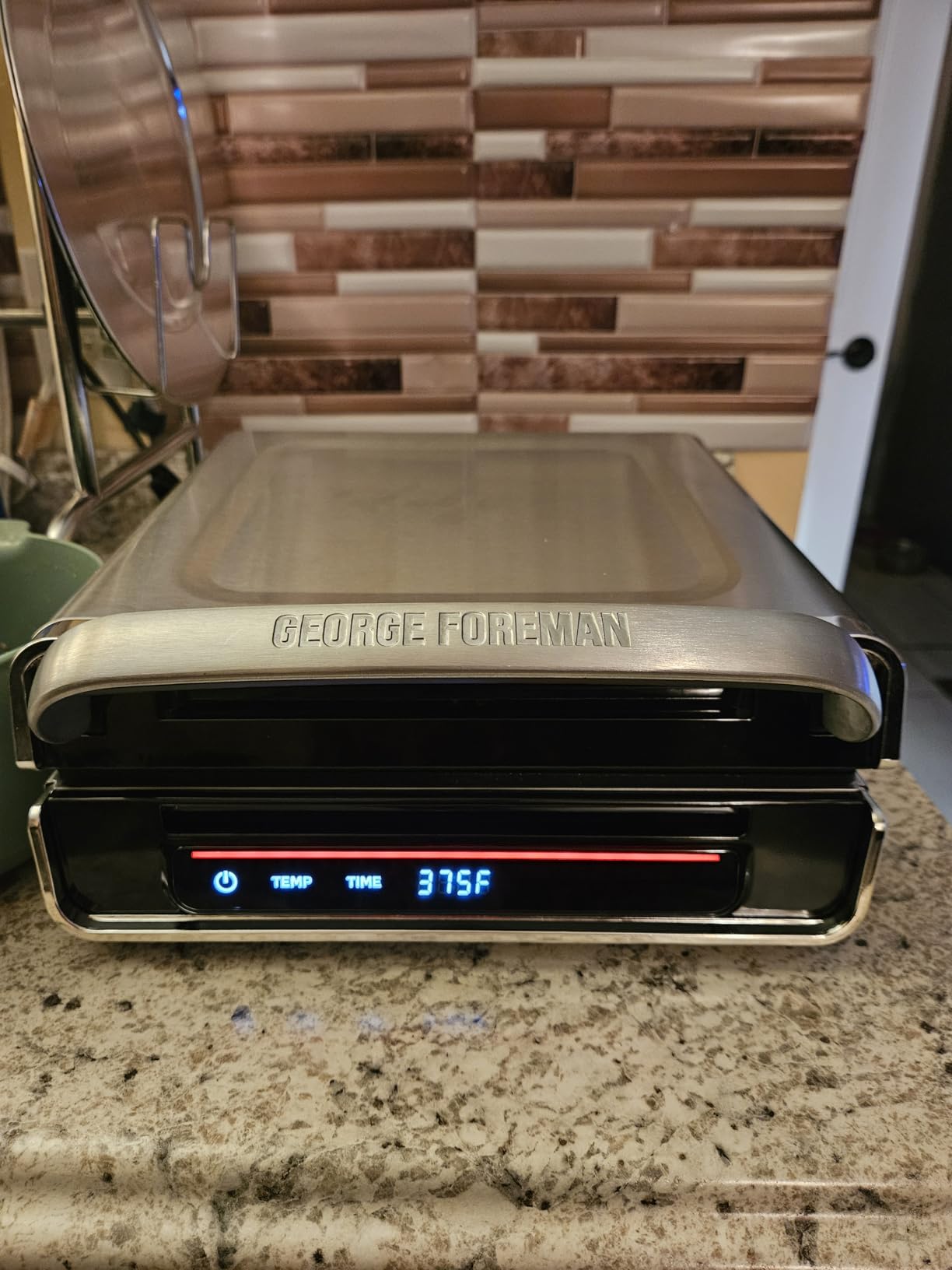 George Foreman Smokeless Digital Smart Select Grill, Family Size (4-6 Servings), Stainless Steel, GRD6090B customer photo 1