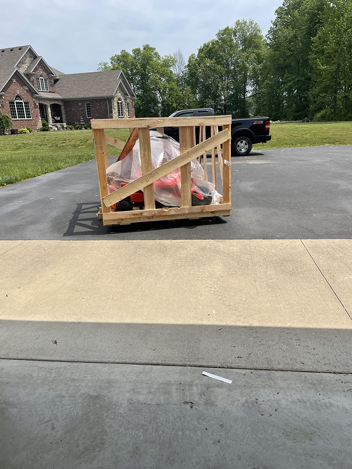 Apex Zero Turn Radius Tractor, 24-HP FR730 Kawasaki Engine, 60-in. Deck customer photo 1