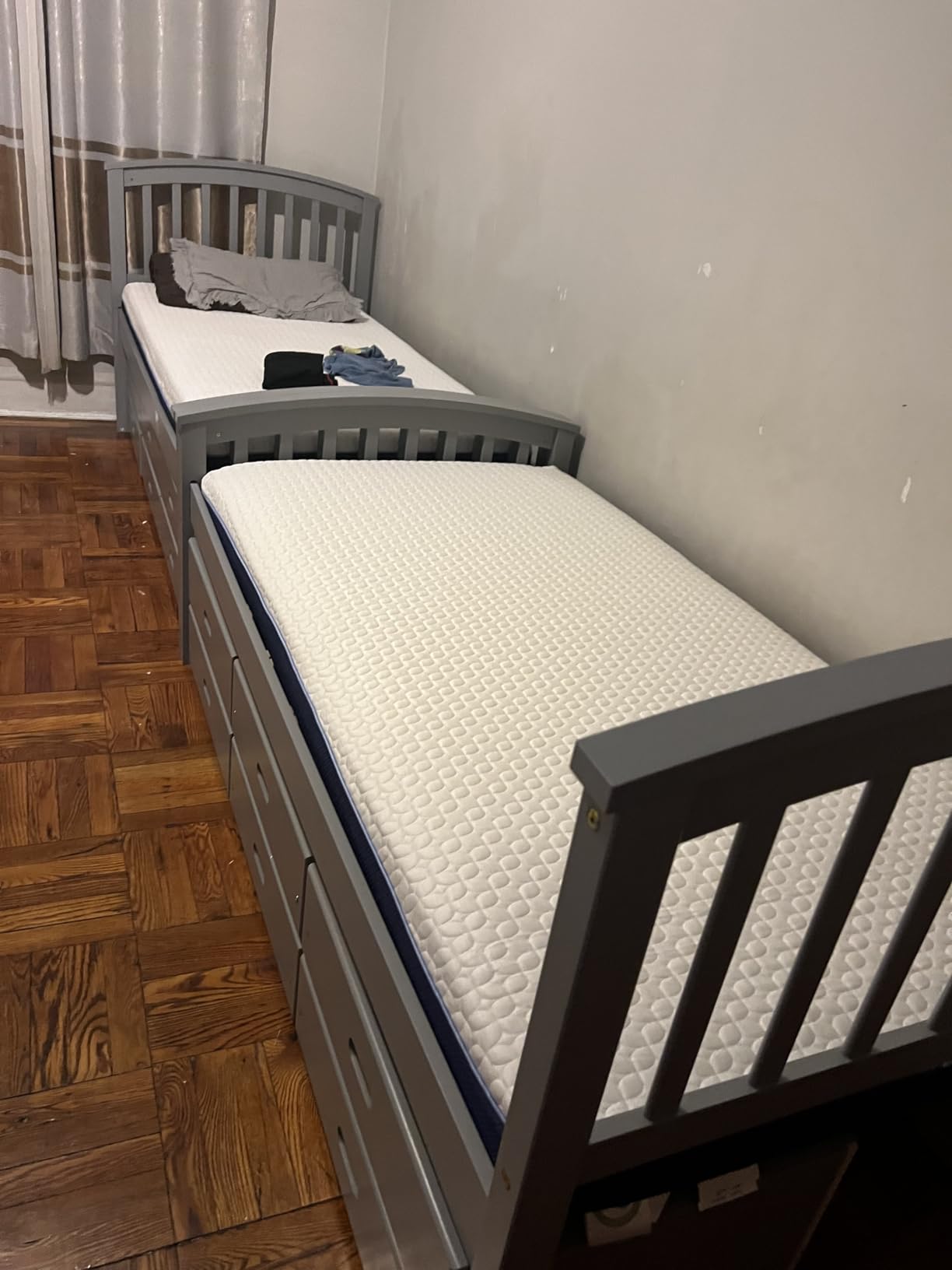 Merax Platform Storage Bed Solid Wood Bed with 6 Drawers, Twin Size customer photo 2