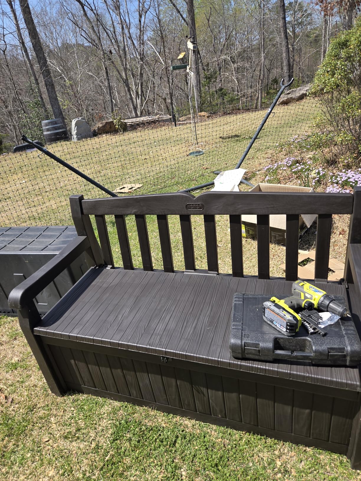Keter Solana 70 Gallon Storage Bench Deck Box for Patio Furniture, Front Porch Decor and Outdoor Seating - Perfect to Store Garden Tools and Pool Floats, Graphite customer photo 2