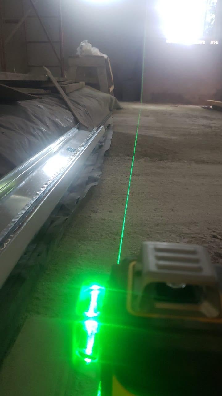 DEWALT 20V/12V MAX Laser Level Kit, 3 x 360, Green (DCLE34030G) customer photo 1