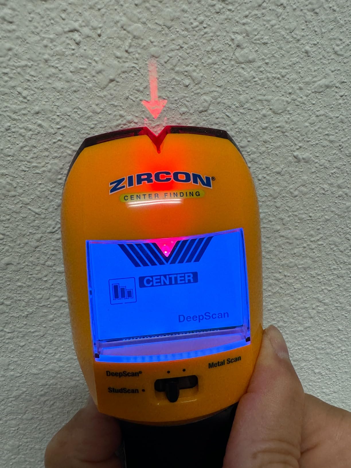 Zircon MultiScanner A200 Stud Finder Wall Scanner, Electronic Wood and Metal Stud Detector with WireWarning Detection, DeepScan, LCD Display, SpotLite Pointer and ACT Technology customer photo 2