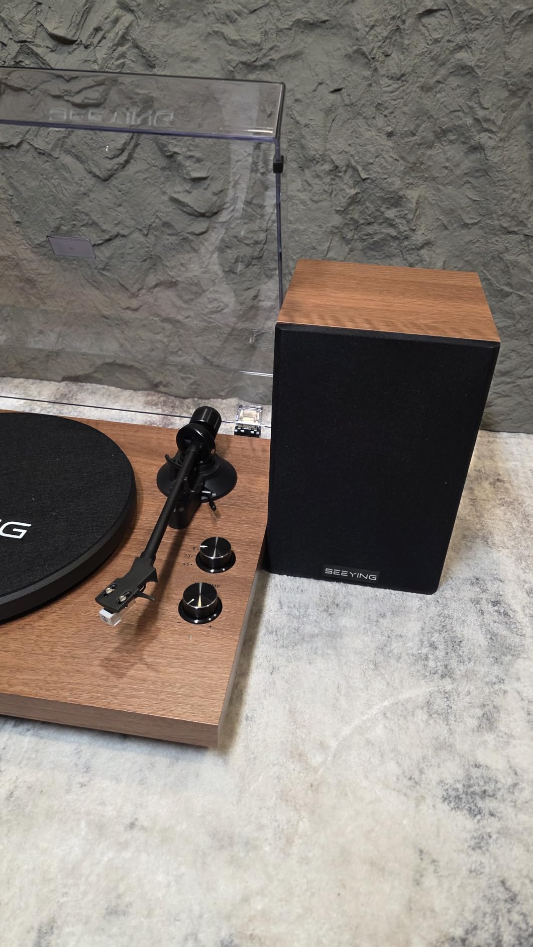 Record Player Vinyl Bluetooth Turntable with 36 Watt Stereo Bookshelf Speakers, Hi-Fi System with Magnetic Cartridge, USB Recording and Auto Stop customer photo 2