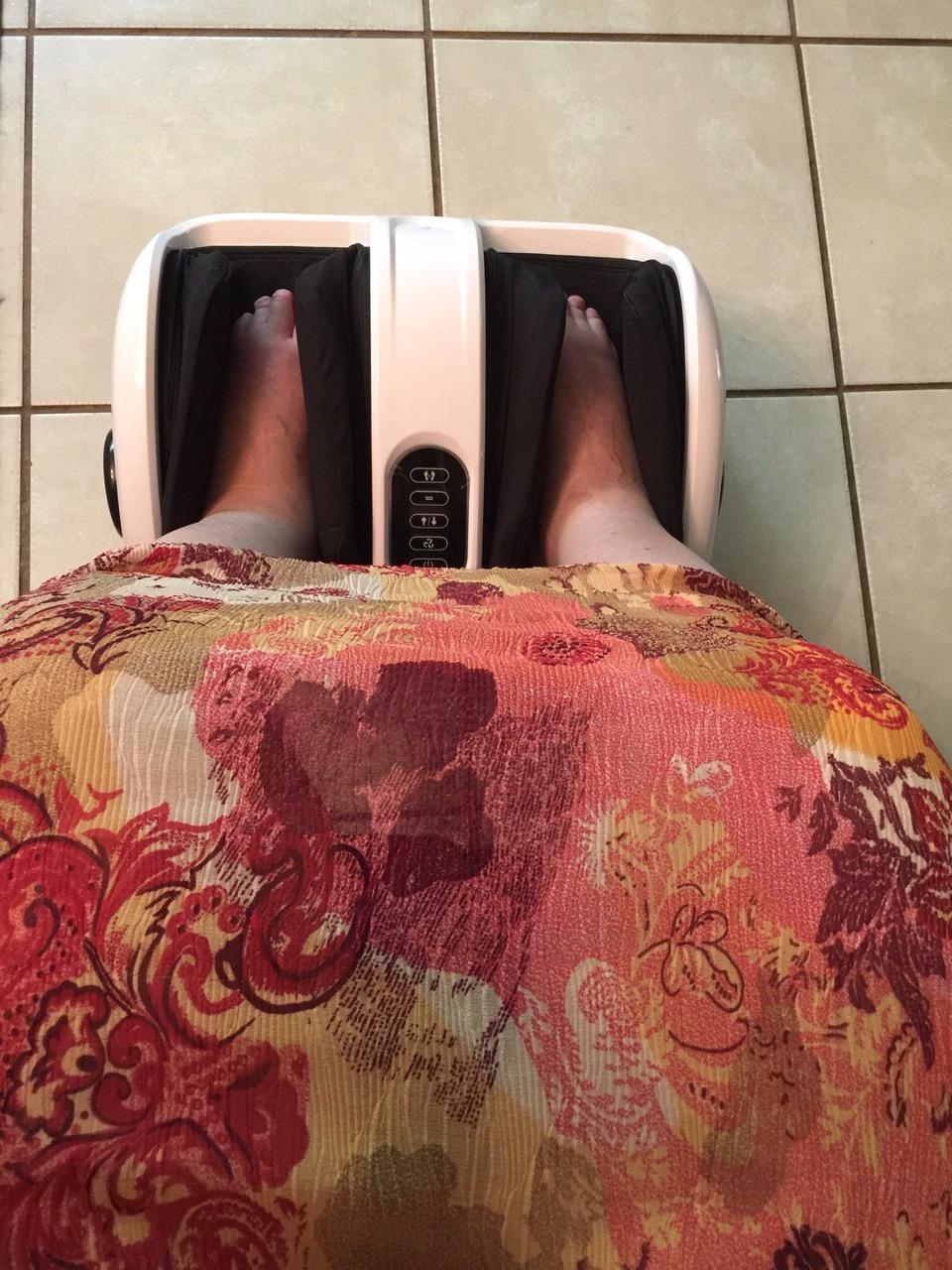 Cloud Massage Shiatsu Foot Massager with Heat - Deep Kneading & Compression, Adjustable Intensity, Multi-Mode Leg and Foot Massager with Remote Control, Anti-Slip Base - Standard Size, White customer photo 1