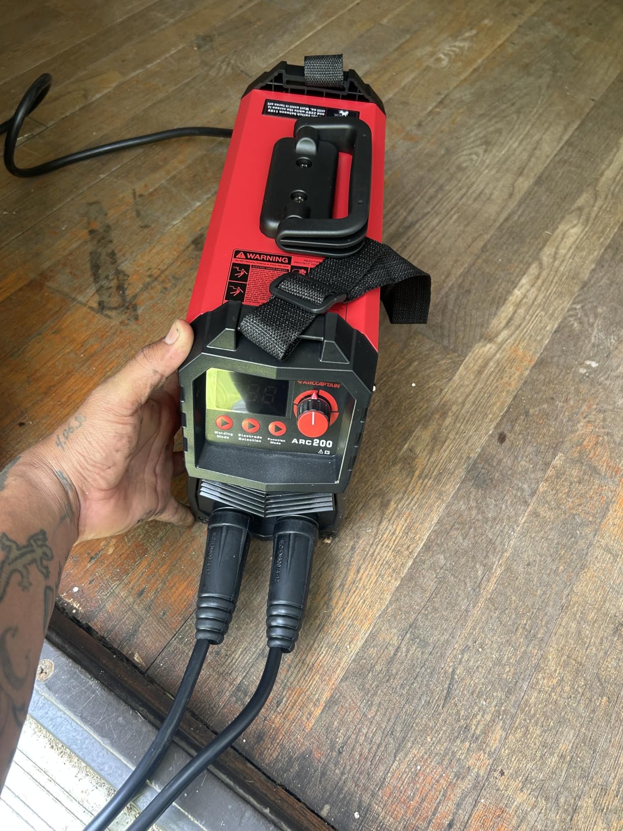 ARCCAPTAIN Stick Welder, Large LED Display 200A ARC/Lift TIG Welding Machine with Synergic Control, IGBT Inverter 110V/220V Portable MMA Welder Machine customer photo 1