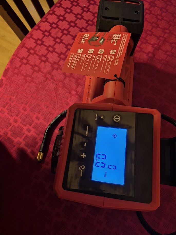 Milwaukee M18 18V Cordless Electric Portable Inflator (2848-20) customer photo 2