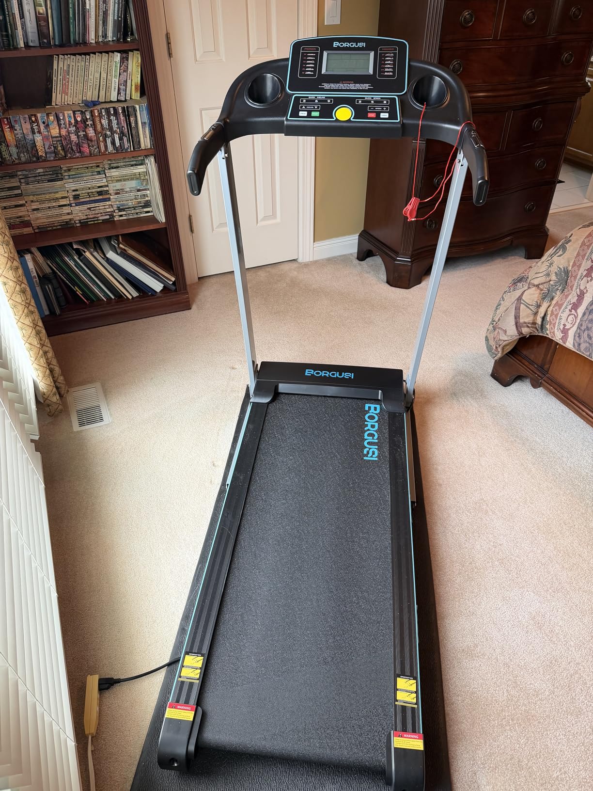 BORGUSI Treadmill with Auto Incline - 300 lb Capacity, 3.0HP Folding Electric Treadmill Up to 8.5 MPH, Bluetooth Speaker for Home Use customer photo 1
