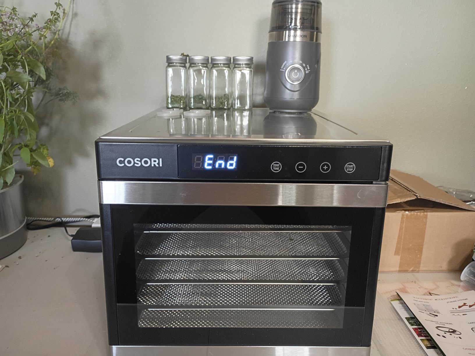 COSORI Food Dehydrator for Jerky, 10 Trays, 16.2ft² Drying Space, 165°F Temperature Control, 48H Timer, 1000W Dehydrator Machine, Stainless Steel, for Herbs, Fruit, Meat, and Yogurt, Silver customer photo 2