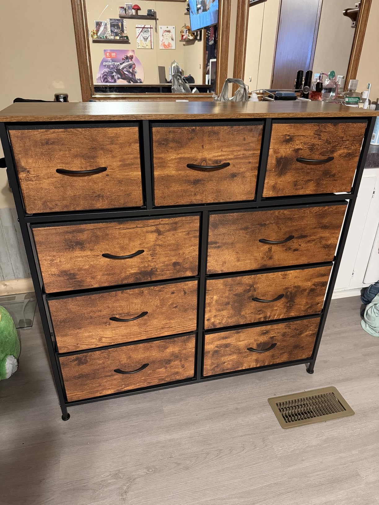 WLIVE 9-Drawer Dresser, Fabric Storage Tower for Bedroom, Hallway, Closet, Tall Chest Organizer Unit for Bedroom with Fabric Bins, Steel Frame, Wood Top, Easy Pull Handle, White customer photo 1