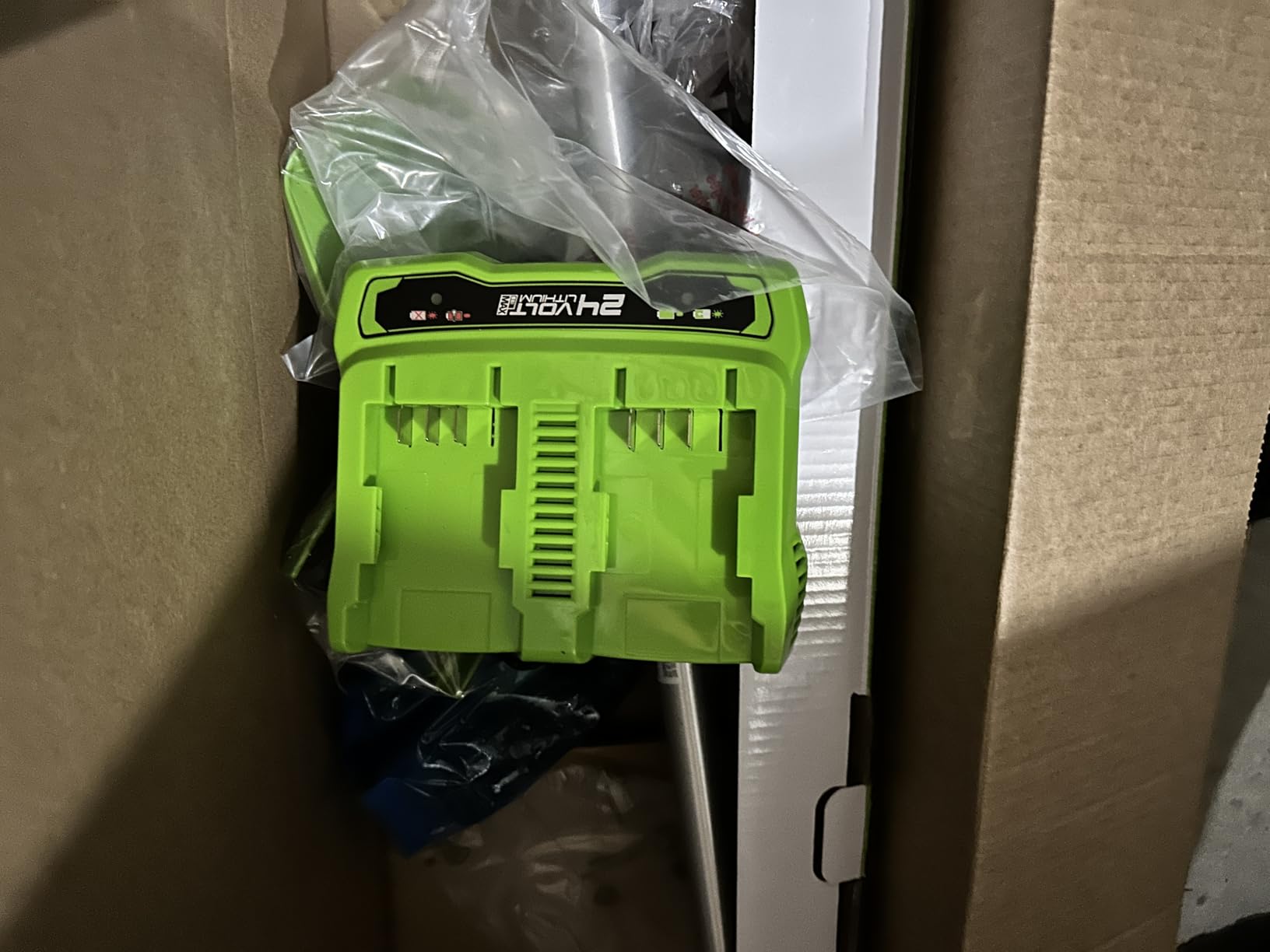 Greenworks 60V 16