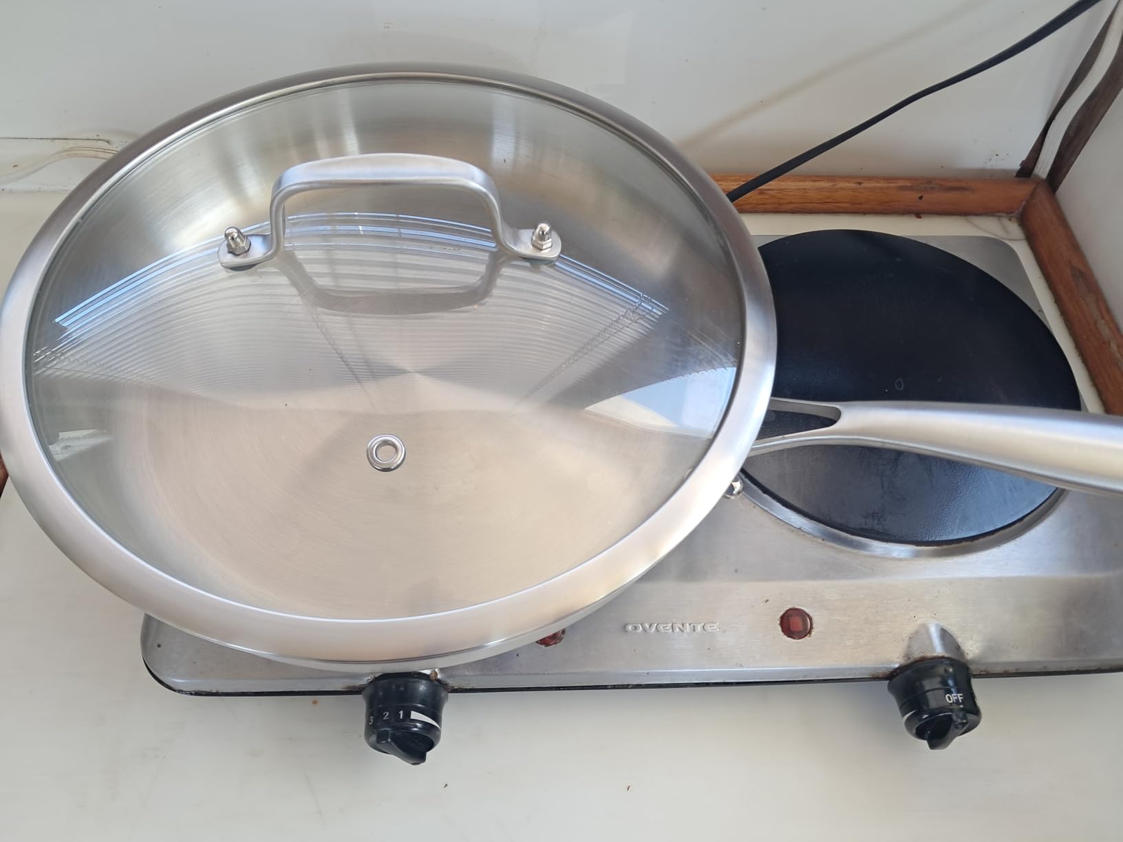 DELARLO Tri-Ply Stainless Steel Pan, 18/10 Frying Pan, Oven Safe Up to 600F, Nontoxic Cookware, Compatible with All Cooktops Skillet, 12 inch Pan with Glass Lids customer photo 2
