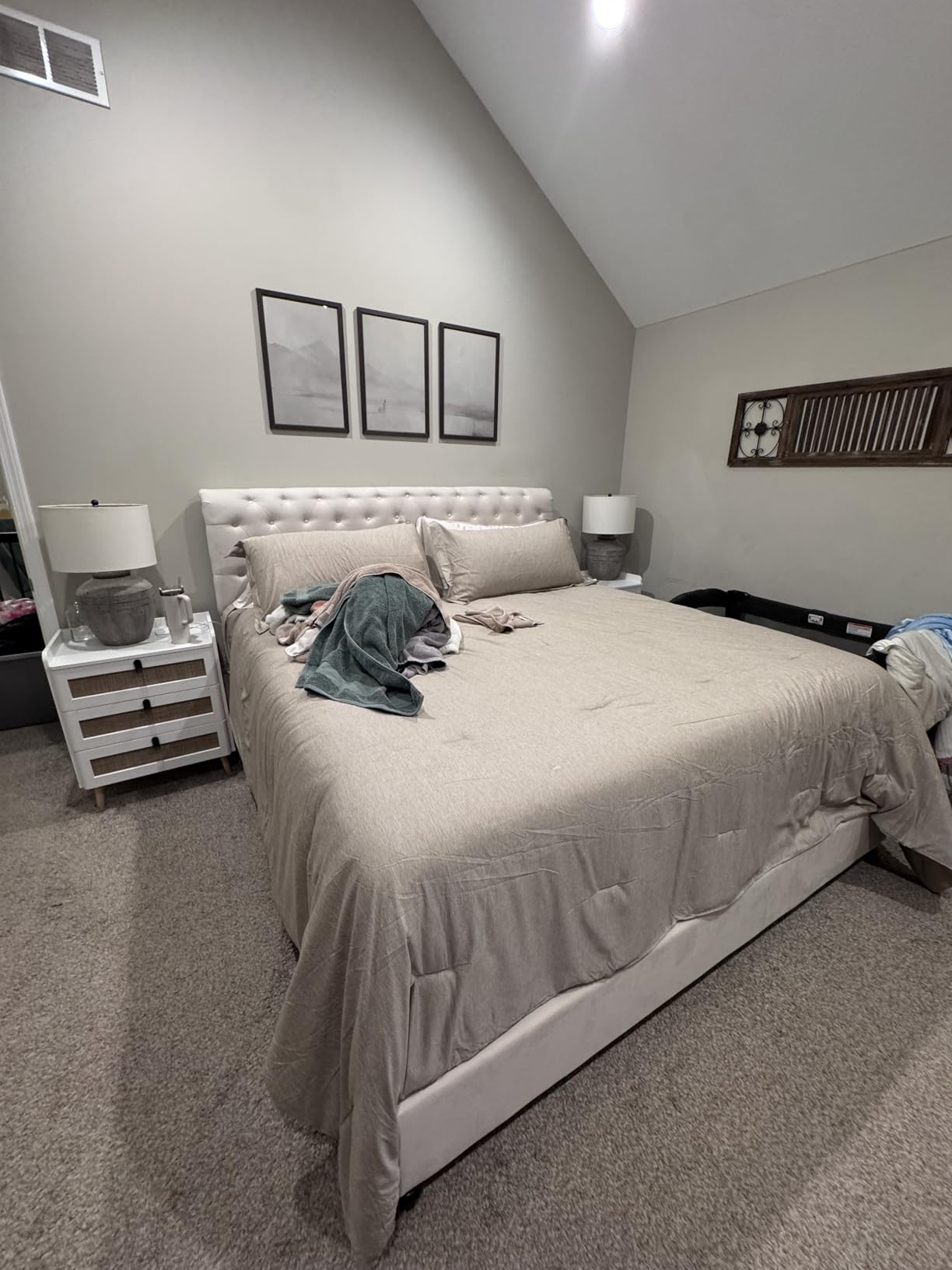PaPaJet Bed Frame Queen Size Upholstered Platform Bed with 53'' Tall Sleigh Headboard, Button Tufted, No Box Spring Needed, Easy Assembly, Cream customer photo 1