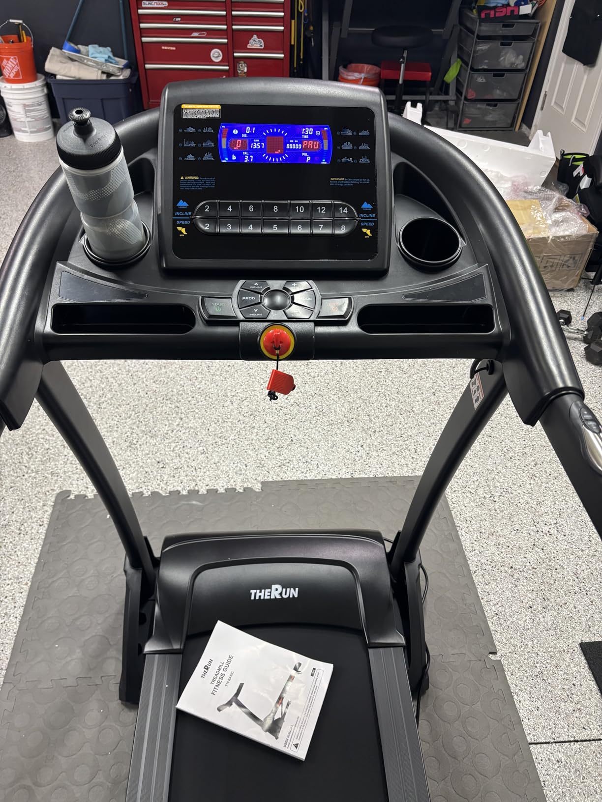 THERUN Incline Treadmill, Treadmills for Running and Walking, 300 lbs Weight Capacity Folding Treadmill with 0-15% Auto Incline customer photo 1