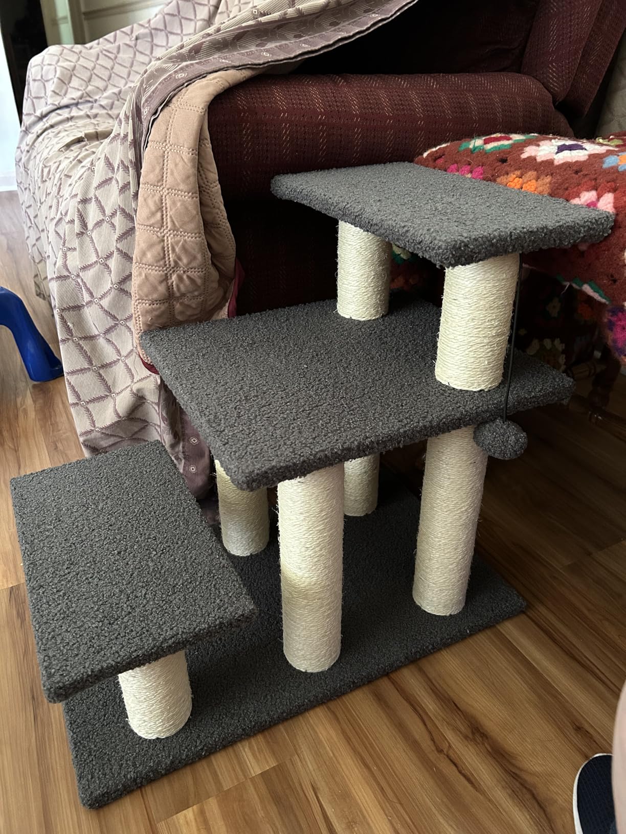 Pawque Dog Stairs & Cat Scratching Post Pet Steps for High Beds Couch, High-Strength Boards Holds up to 150 lbs for Indoor Small Cats Kittens Dogs Climbing Playing, 3 Combination Options, 3 Steps-Grey customer photo 2