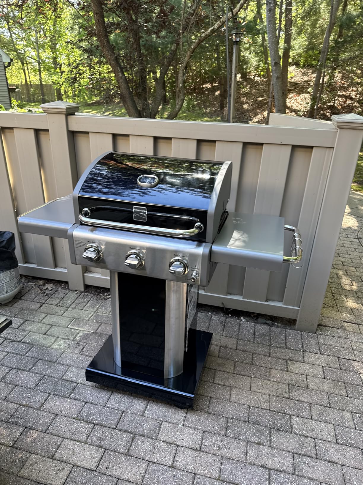 Kenmore 3-Burner Gas Grill with Foldable Side Tables, Cast Iron Cooking Grates, Warming Rack, 30,000 BTUs, Black with Copper Accent customer photo 2