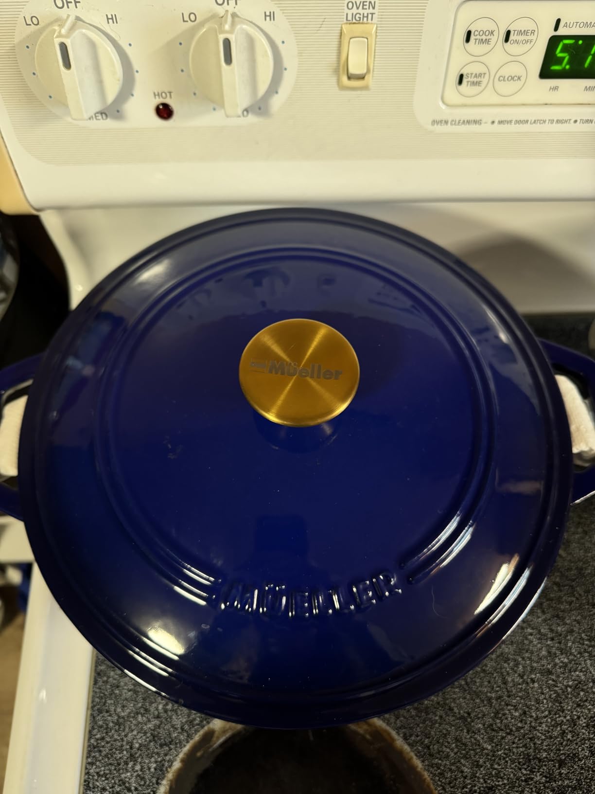 Mueller DuraCast 6 Quart Enameled Cast Iron Dutch Oven Pot with Lid customer photo 2