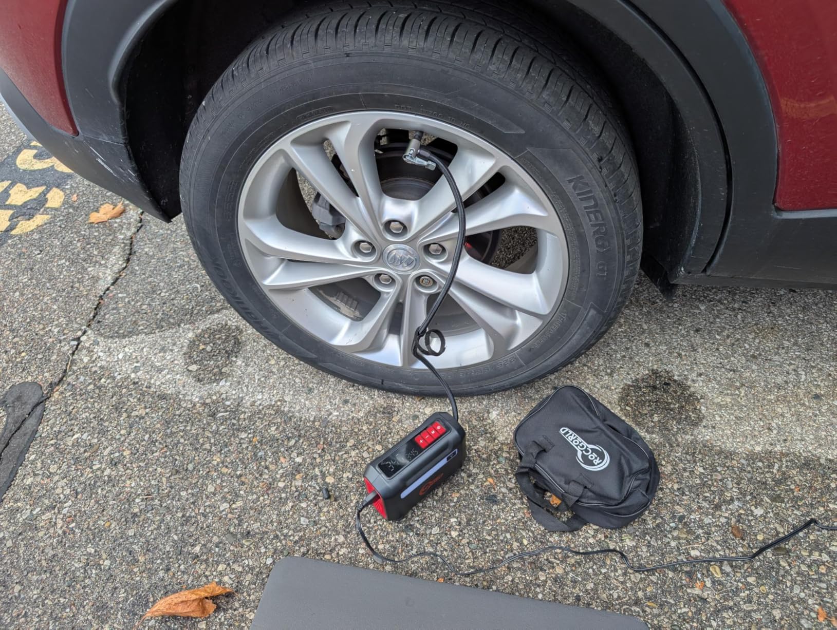 ROCGORLD R8 Tire Inflator Portable Air Compressor, DC 12V Air Compressor Portable with Large Dual Digital Screen, 3X Faster Inflation Air Pump for Car, Bike, Ball, Motor customer photo 2