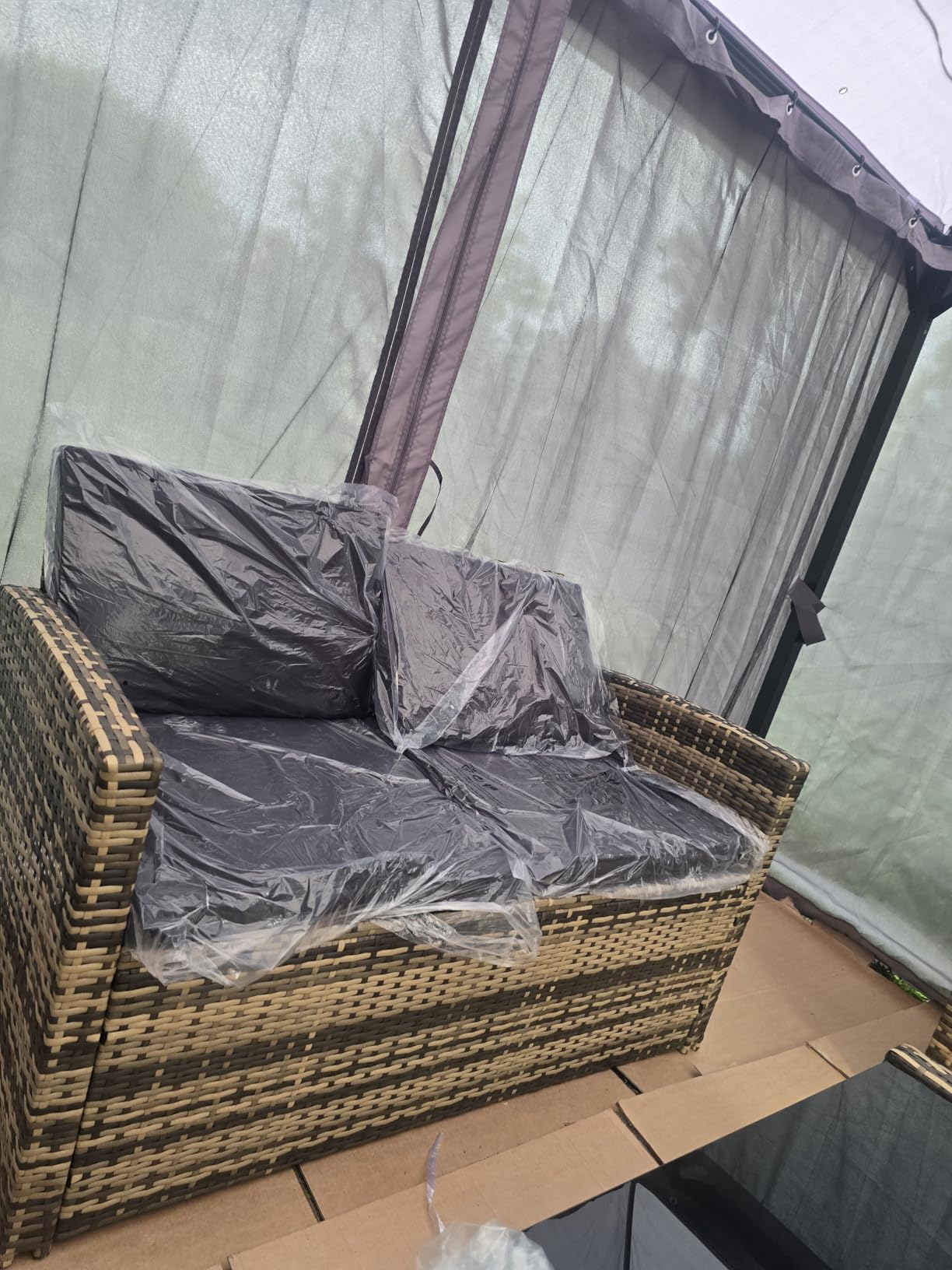 KROFEM 8-Piece Patio Furniture Set, Outdoor Wicker Rattan Sectional with Thick Cushions, Glass Top Table with Hidden Storage, Outdoor Conversation Set for Backyard, Porch, Patio, Black customer photo 2