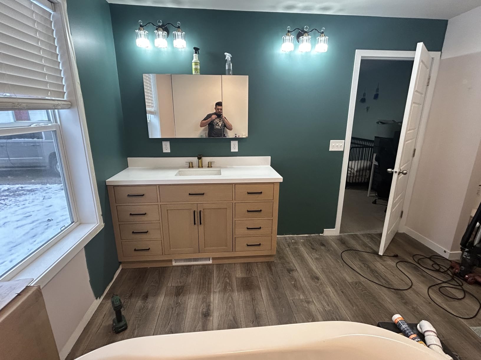 ARIEL Hepburn 60-inch Bathroom Vanity with Sink, Solid Wood, 1.5-inch Carrara White Quartz Countertop & Backsplash, Single Rectangular Porcelain Sink, 2 Soft Closing Doors, 9 Dovetail Drawers, White customer photo 2
