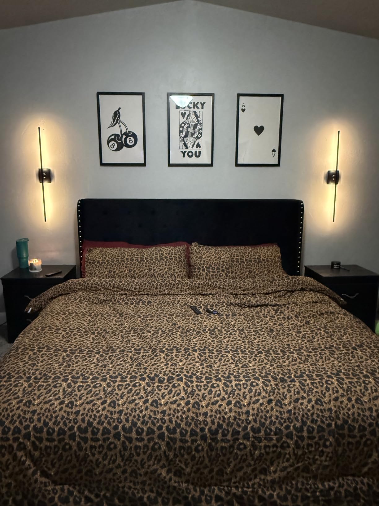 LARMACE Queen Size Bed Frame with 4 Storage Drawers and 47.2
